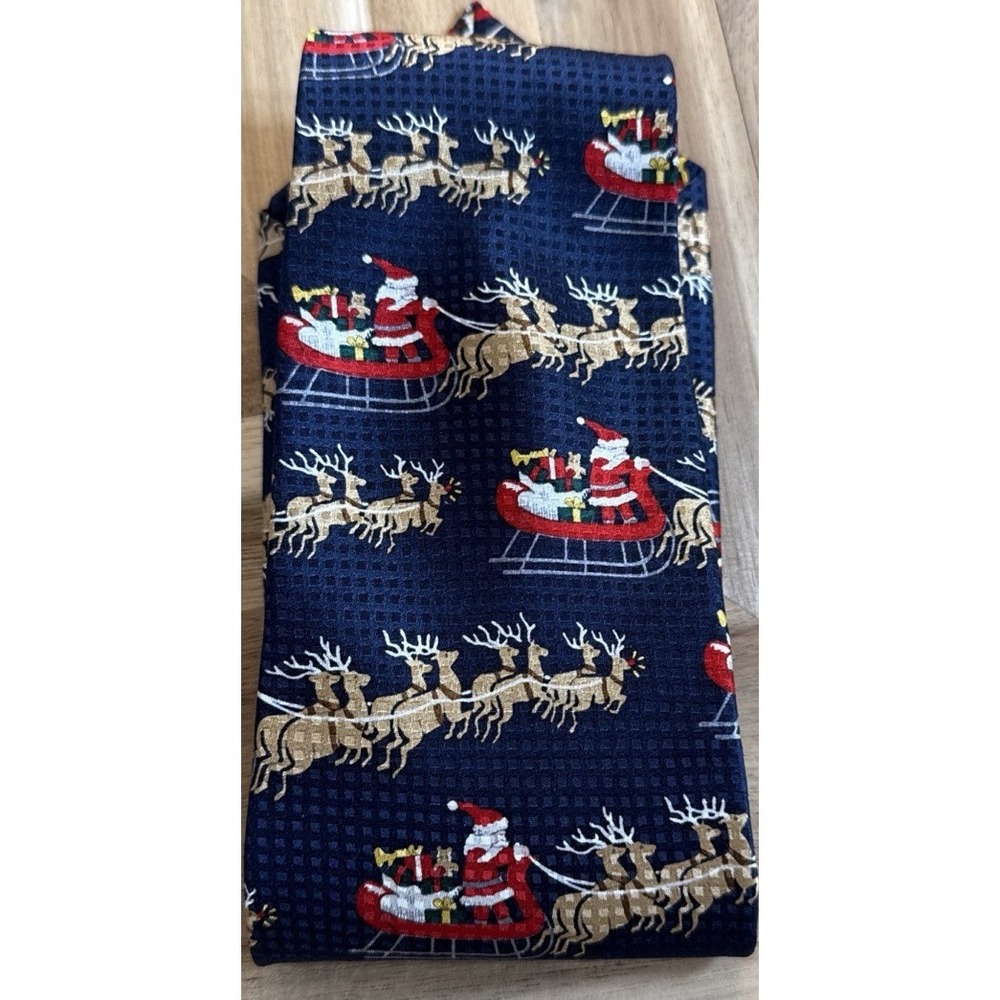 CC Hughes 100% Silk‎ Santa's Sleigh Reindeer Navy Christmas Men's Neck Tie